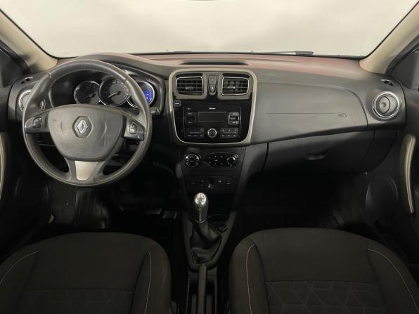 Renault Sandero II с пробегом 2018 года, цена 969 000 рублей, 94107 км, хэтчбек, Автокод Объявления