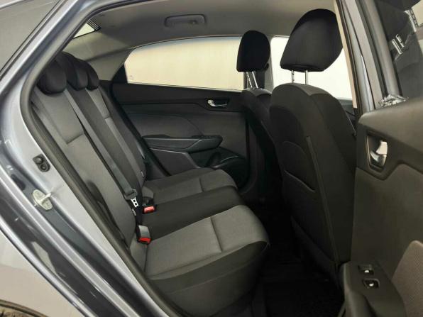 Hyundai Solaris II с пробегом 2017 года, цена 1 470 000 рублей, 77285 км, седан, Автокод Объявления