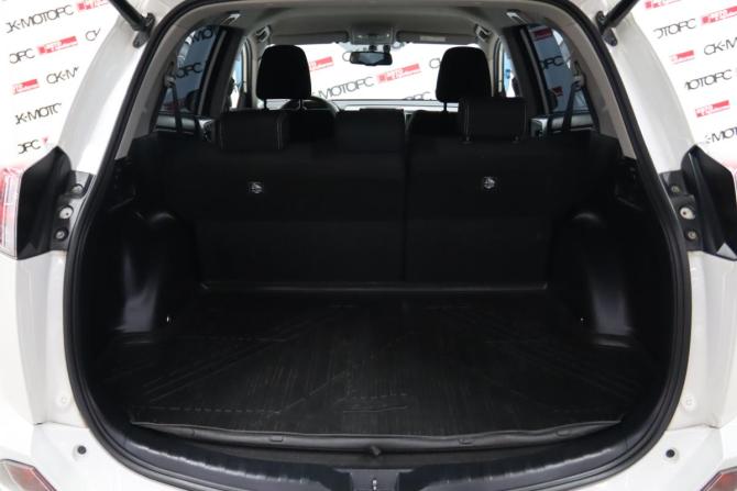 Toyota RAV4 IV (XA40) Рестайлинг с пробегом 2017 года, цена 2 280 850 рублей, 146821 км, внедорожник, Автокод Объявления