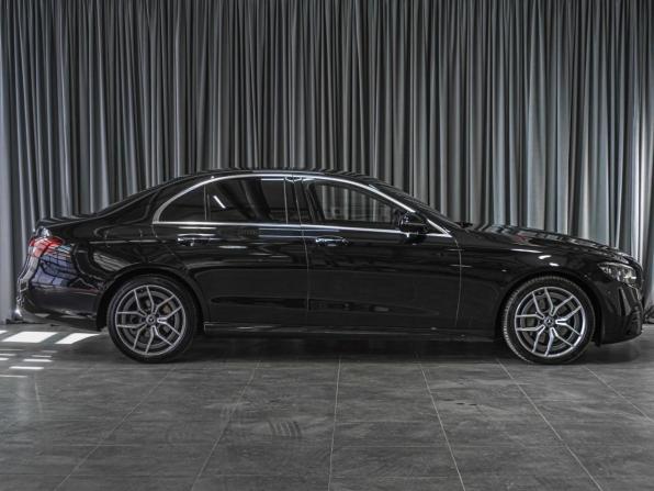 Mercedes-Benz E-Класс V (W213 S213 C238) Рестайлинг с пробегом 2020 года, цена 4 999 000 рублей, 64261 км, седан, Автокод Объявления