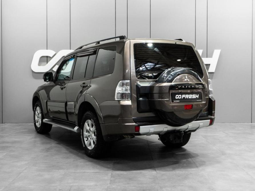 Mitsubishi Pajero IV Рестайлинг 1 Тюмень  - изображение 2