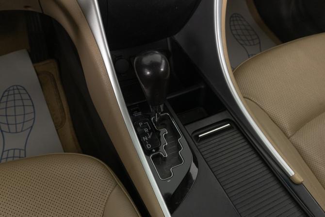 Hyundai Sonata VI (YF) с пробегом 2012 года, цена 899 000 рублей, 332154 км, седан, Автокод Объявления