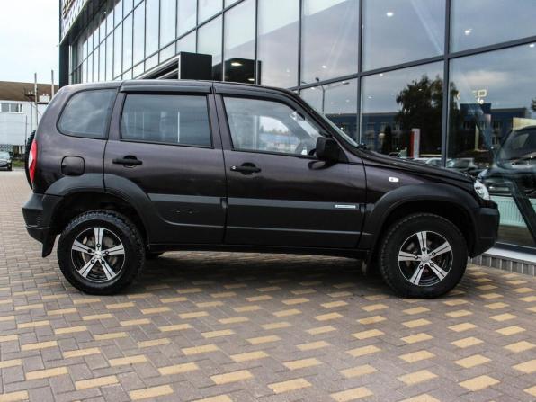 Chevrolet Niva I Рестайлинг с пробегом 2011 года, цена 415 000 рублей, 200000 км, внедорожник, Автокод Объявления