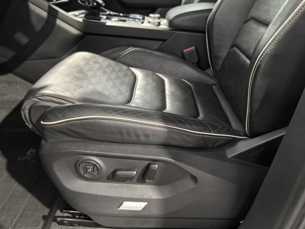 Volkswagen Touareg III с пробегом 2019 года, цена 5 099 000 рублей, 120673 км, внедорожник, Автокод Объявления