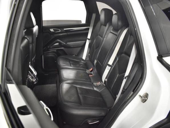 Porsche Cayenne II (958) с пробегом 2012 года, цена 2 149 900 рублей, 199828 км, внедорожник, Автокод Объявления