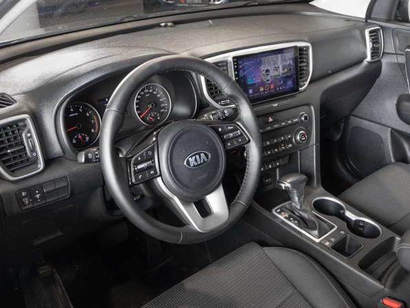 Kia Sportage IV Рестайлинг с пробегом 2020 года, цена 2 442 200 рублей, 71000 км, внедорожник, Автокод Объявления