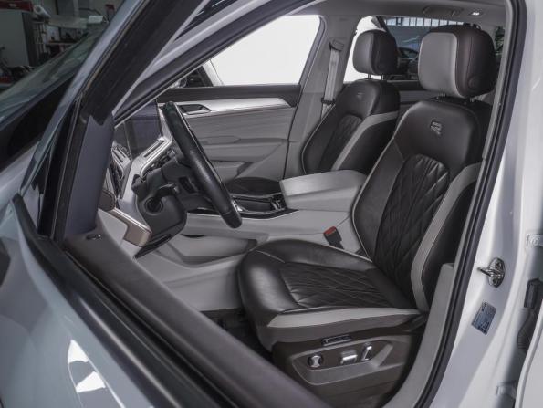 Volkswagen Tavendor I с пробегом 2022 года, цена 4 300 000 рублей, 71866 км, внедорожник, Автокод Объявления