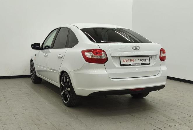 Lada (ВАЗ) Granta I с пробегом 2016 года, цена 540 000 рублей, 50015 км, лифтбек, Автокод Объявления