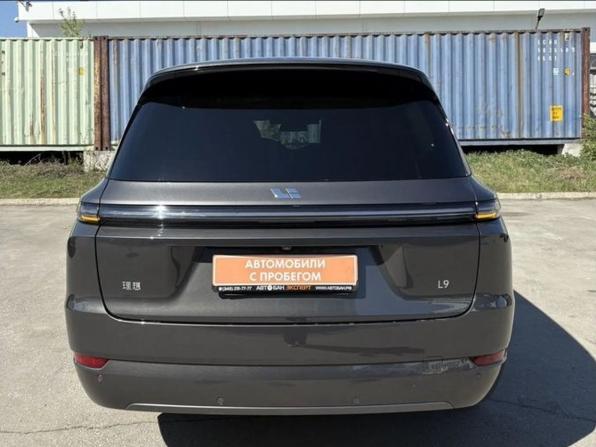Li Auto (Lixiang) L9 I с пробегом 2023 года, цена 7 336 000 рублей, 18376 км, внедорожник, Автокод Объявления
