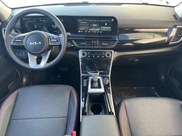 Kia Seltos I Рестайлинг с пробегом 2025 года, цена 2 825 000 рублей, 14 км, внедорожник, Автокод Объявления