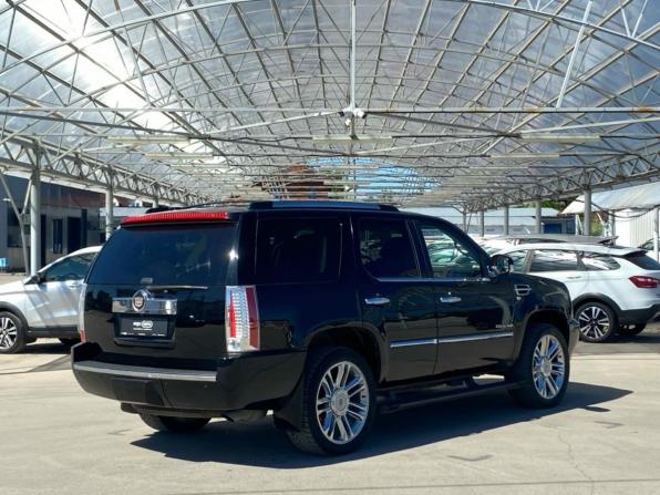 Cadillac Escalade III с пробегом 2011 года, цена 2 080 000 рублей, 213187 км, внедорожник, Автокод Объявления