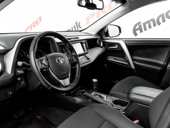 Toyota RAV4 IV (XA40) Рестайлинг с пробегом 2017 года, цена 2 335 000 рублей, 98204 км, внедорожник, Автокод Объявления