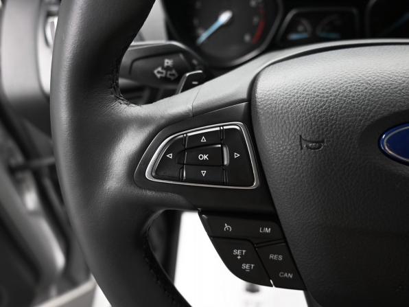 Ford Kuga II Рестайлинг с пробегом 2017 года, цена 1 570 000 рублей, 151321 км, внедорожник, Автокод Объявления