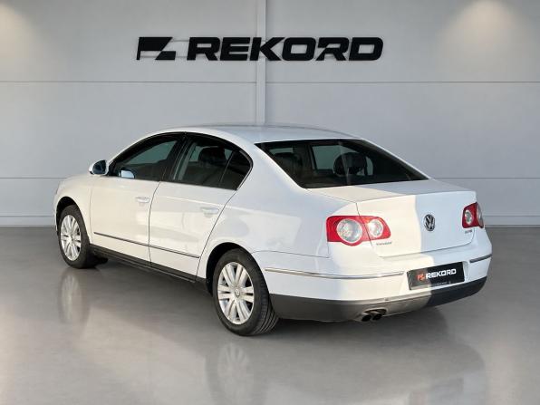 Volkswagen Passat B6 с пробегом 2007 года, цена 689 000 рублей, 277947 км, седан, Автокод Объявления