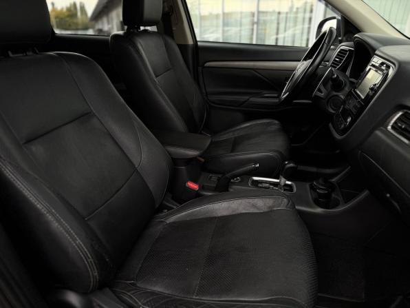 Mitsubishi Outlander III Рестайлинг с пробегом 2014 года, цена 1 549 000 рублей, 162000 км, внедорожник, Автокод Объявления