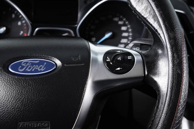 Ford Kuga II с пробегом 2014 года, цена 929 000 рублей, 247189 км, внедорожник, Автокод Объявления