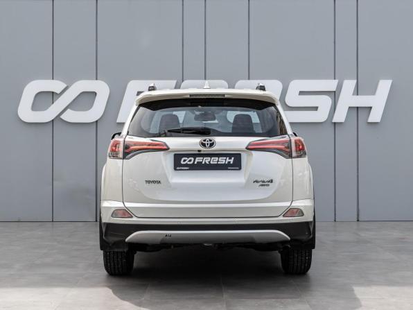 Toyota RAV4 IV (XA40) Рестайлинг с пробегом 2015 года, цена 2 380 000 рублей, 91788 км, внедорожник, Автокод Объявления