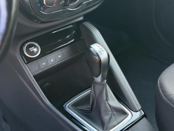 Renault Kaptur I Рестайлинг с пробегом 2021 года, цена 1 290 000 рублей, 46196 км, внедорожник, Автокод Объявления