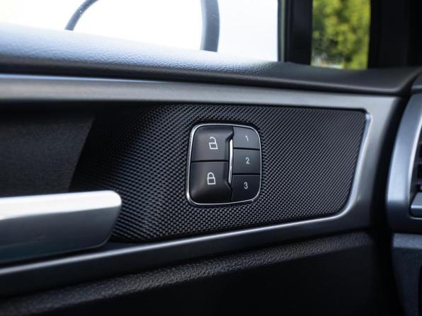 Ford Mondeo V с пробегом 2014 года, цена 1 499 000 рублей, 154075 км, седан, Автокод Объявления