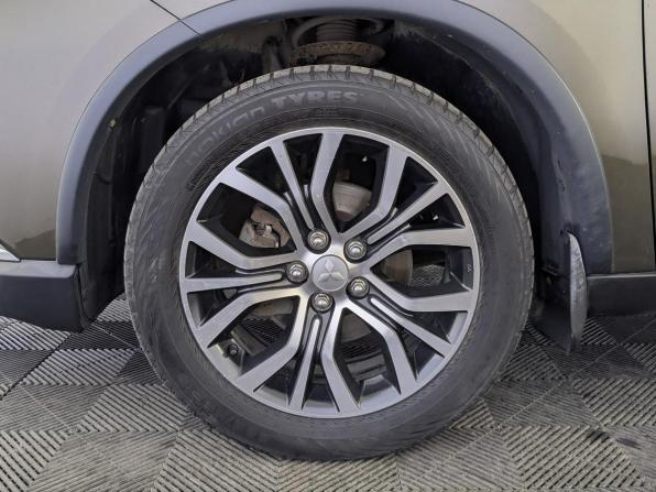 Mitsubishi Outlander III Рестайлинг 2 с пробегом 2018 года, цена 2 380 000 рублей, 123700 км, внедорожник, Автокод Объявления