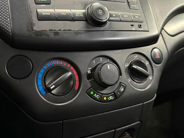 Chevrolet Aveo I Рестайлинг с пробегом 2011 года, цена 290 000 рублей, 171633 км, седан, Автокод Объявления