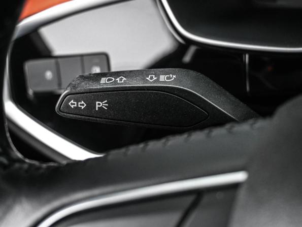Audi Q3 II (F3) с пробегом 2019 года, цена 2 999 000 рублей, 111972 км, внедорожник, Автокод Объявления