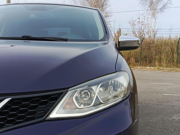 Nissan Tiida II с пробегом 2015 года, цена 887 000 рублей, 204306 км, хэтчбек, Автокод Объявления