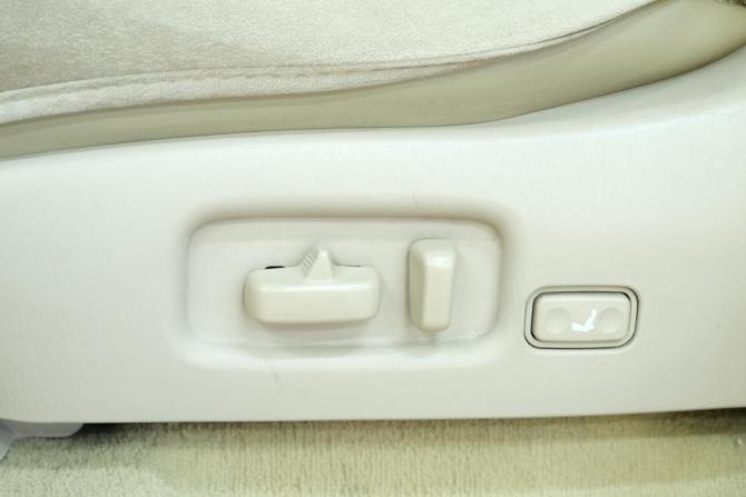 Lexus LX II с пробегом 2001 года, цена 1 899 000 рублей, 330000 км, внедорожник, Автокод Объявления