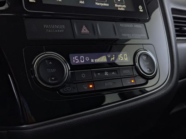 Mitsubishi Outlander III Рестайлинг 2 с пробегом 2018 года, цена 2 150 000 рублей, 93605 км, внедорожник, Автокод Объявления