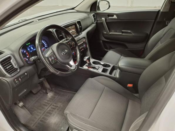 Kia Sportage IV Рестайлинг с пробегом 2018 года, цена 2 199 999 рублей, 91641 км, внедорожник, Автокод Объявления