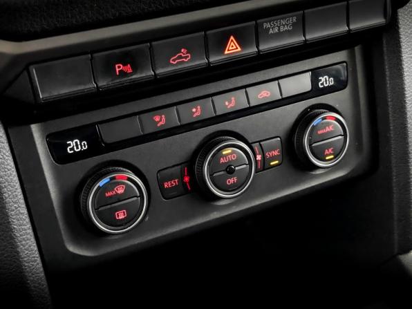 Volkswagen Amarok I Рестайлинг с пробегом 2019 года, цена 2 900 000 рублей, 160000 км, offers.body_type.unknown, Автокод Объявления