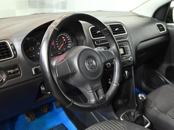 Volkswagen Polo V с пробегом 2011 года, цена 600 000 рублей, 159209 км, седан, Автокод Объявления