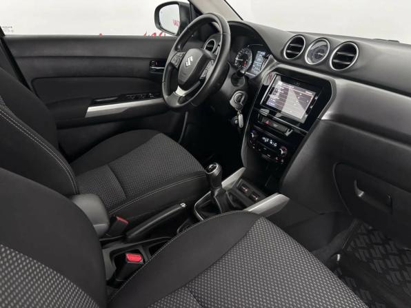 Suzuki Vitara II Рестайлинг с пробегом 2019 года, цена 1 675 000 рублей, 171914 км, внедорожник, Автокод Объявления
