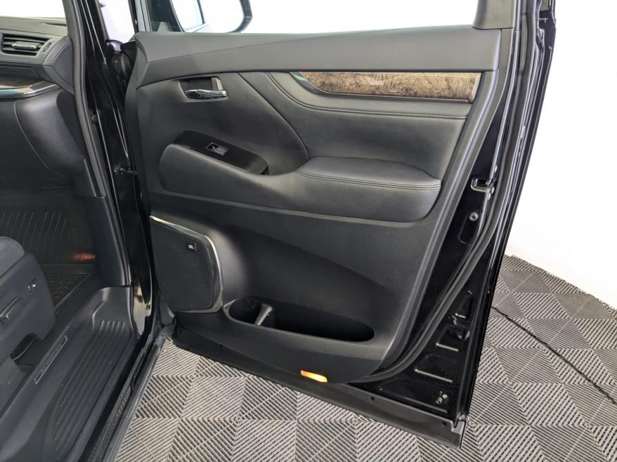 Toyota Alphard III Рестайлинг Москва  - изображение 26