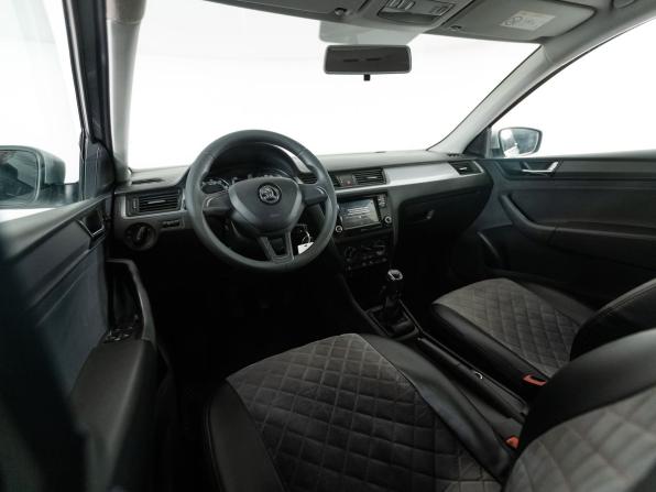 Skoda Rapid I Рестайлинг с пробегом 2018 года, цена 1 100 000 рублей, 116389 км, лифтбек, Автокод Объявления