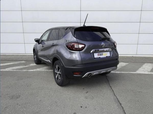 Renault Kaptur I Рестайлинг с пробегом 2021 года, цена 1 590 000 рублей, 64324 км, внедорожник, Автокод Объявления