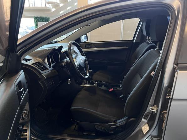 Mitsubishi Lancer X Рестайлинг с пробегом 2012 года, цена 998 000 рублей, 174688 км, седан, Автокод Объявления