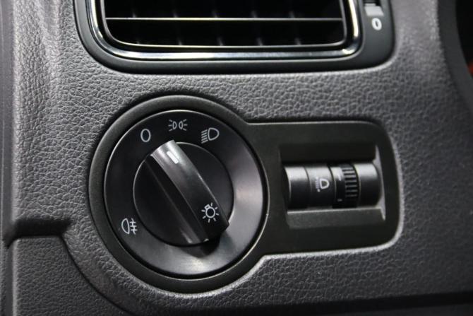 Volkswagen Polo V с пробегом 2011 года, цена 555 550 рублей, 220739 км, седан, Автокод Объявления