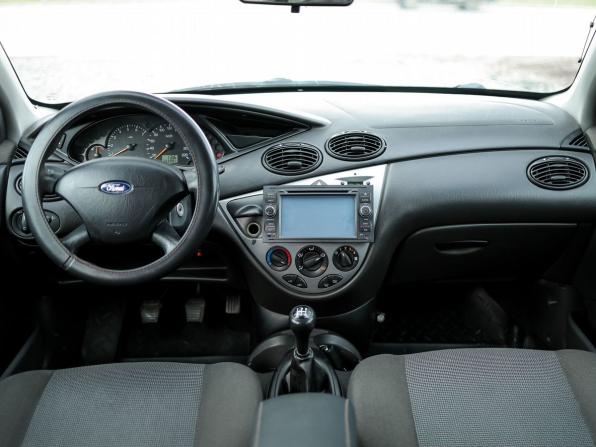 Ford Focus I Рестайлинг с пробегом 2004 года, цена 279 000 рублей, 269000 км, универсал, Автокод Объявления