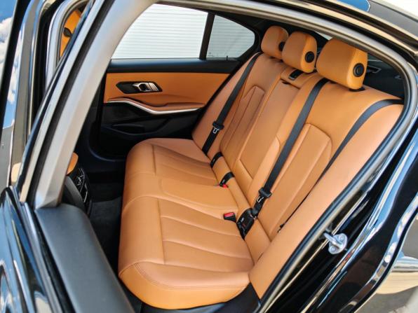 BMW 3 серии VII (G2x) Рестайлинг с пробегом 2022 года, цена 5 158 000 рублей, 32494 км, седан, Автокод Объявления
