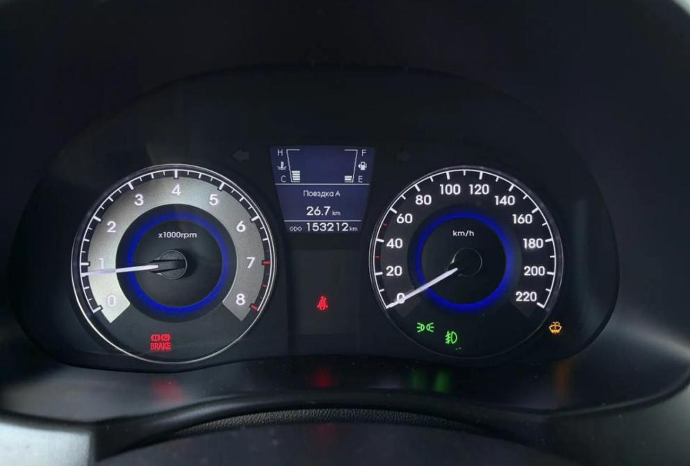 Hyundai Solaris I Киров  - изображение 20