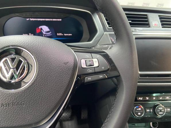 Volkswagen Tiguan II с пробегом 2016 года, цена 2 450 000 рублей, 88461 км, внедорожник, Автокод Объявления