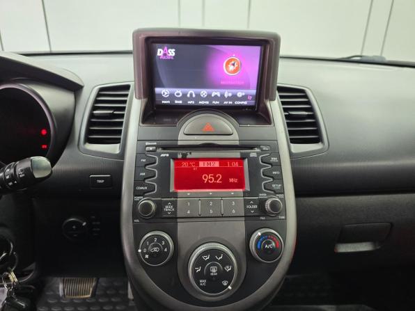 Kia Soul I с пробегом 2010 года, цена 1 049 000 рублей, 186300 км, хэтчбек, Автокод Объявления