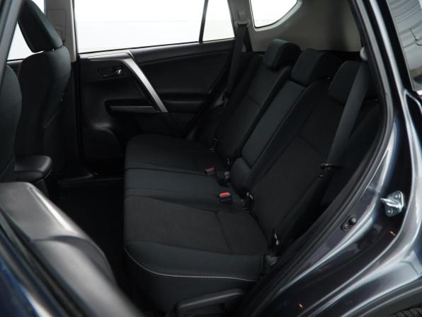 Toyota RAV4 IV (XA40) Рестайлинг с пробегом 2016 года, цена 2 649 077 рублей, 121292 км, внедорожник, Автокод Объявления