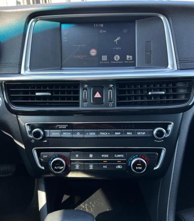 Kia Optima IV Рестайлинг с пробегом 2018 года, цена 2 060 000 рублей, 142890 км, седан, Автокод Объявления