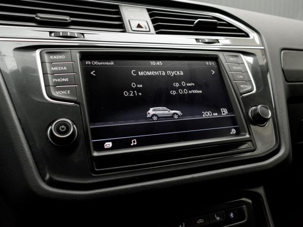 Volkswagen Tiguan II с пробегом 2017 года, цена 1 895 000 рублей, 239496 км, внедорожник, Автокод Объявления