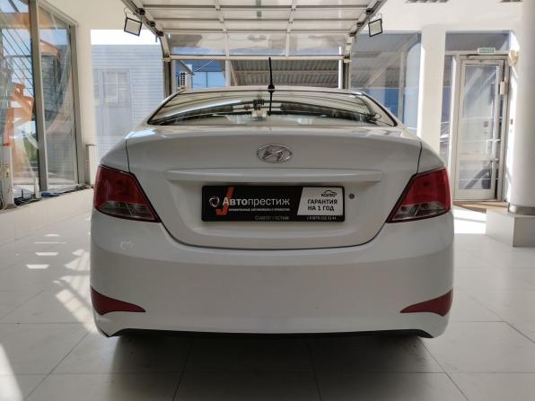 Hyundai Solaris I Рестайлинг с пробегом 2016 года, цена 890 000 рублей, 155285 км, седан, Автокод Объявления