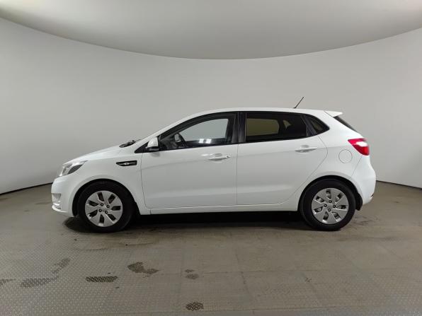Kia Rio III с пробегом 2015 года, цена 931 200 рублей, 141218 км, хэтчбек, Автокод Объявления
