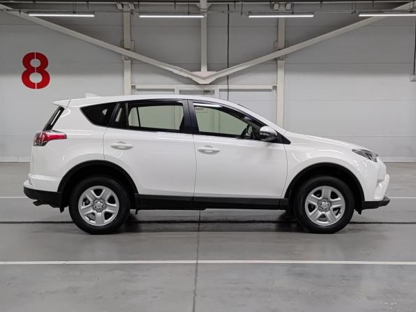 Toyota RAV4 IV (XA40) Рестайлинг с пробегом 2016 года, цена 2 200 000 рублей, 104000 км, внедорожник, Автокод Объявления