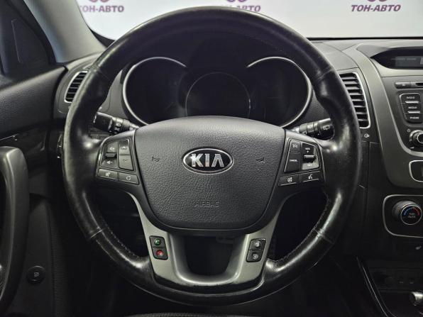 Kia Sorento II Рестайлинг с пробегом 2012 года, цена 1 373 000 рублей, 308826 км, внедорожник, Автокод Объявления